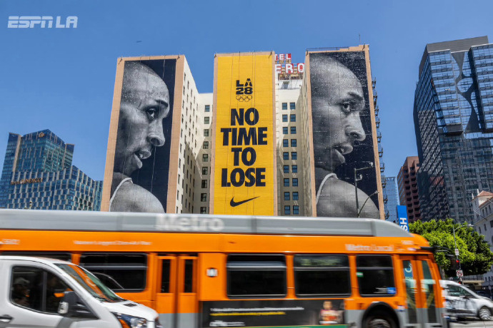 洛杉矶2028洛杉矶奥运会巨幅海报致敬科比#洛杉矶巨幅奥运海报致敬科比##科比4