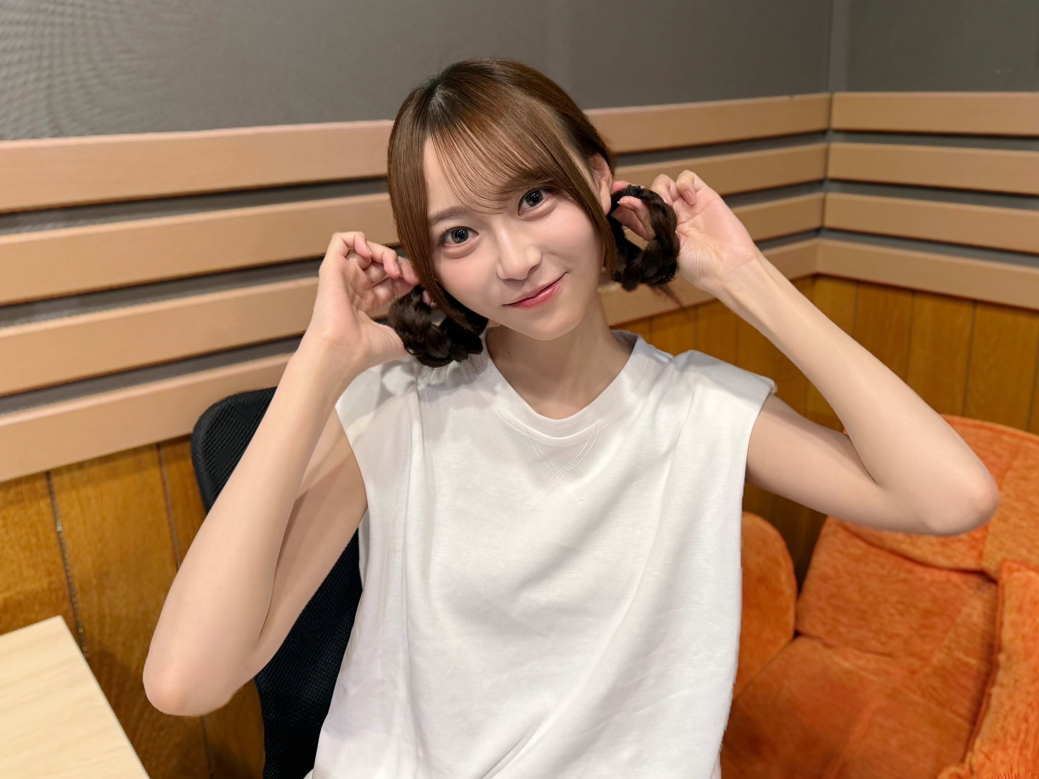 沈黙の金曜日      　 弓木奈於 ​​​