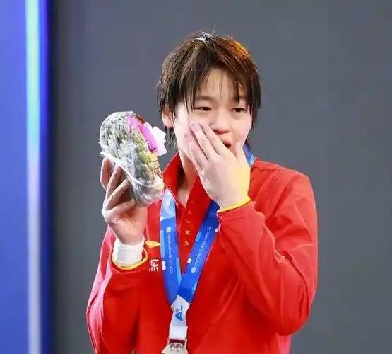 为什么全红婵14岁就能拿奥运冠军？不是因为她天赋异禀，是她的童年，比你想象的还要