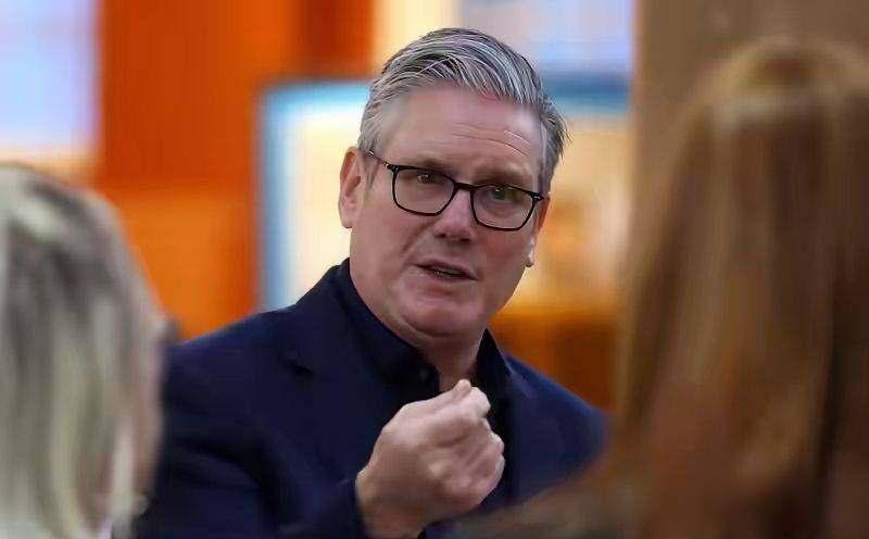 新使馆卡两年，英国硬扛不批，中国外交遇冷

这件事要从头说起，中国计划在伦敦北部