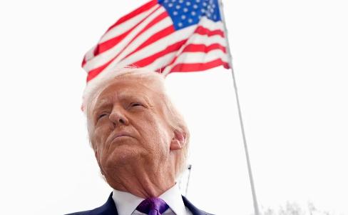 彭博社今天报道：“美国总统特朗普表示，如果北京方面不帮助疏通霍尔木兹海峡，他可能