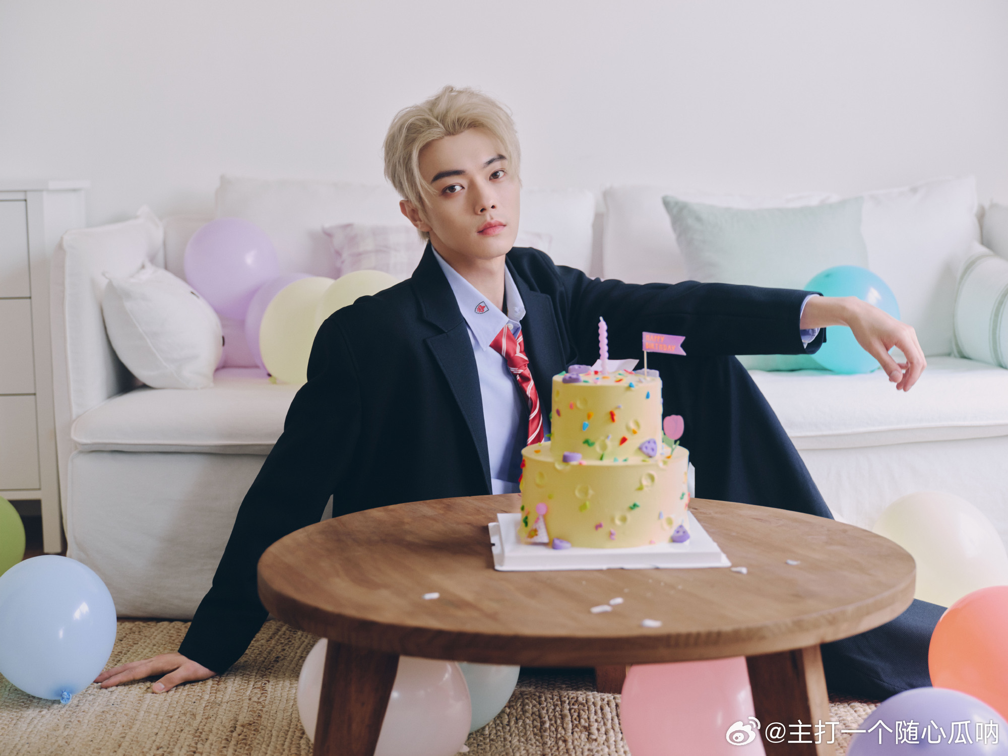 许凯0305生日快乐许凯生日大片呈上，愿星途璀璨，生日快乐！ 