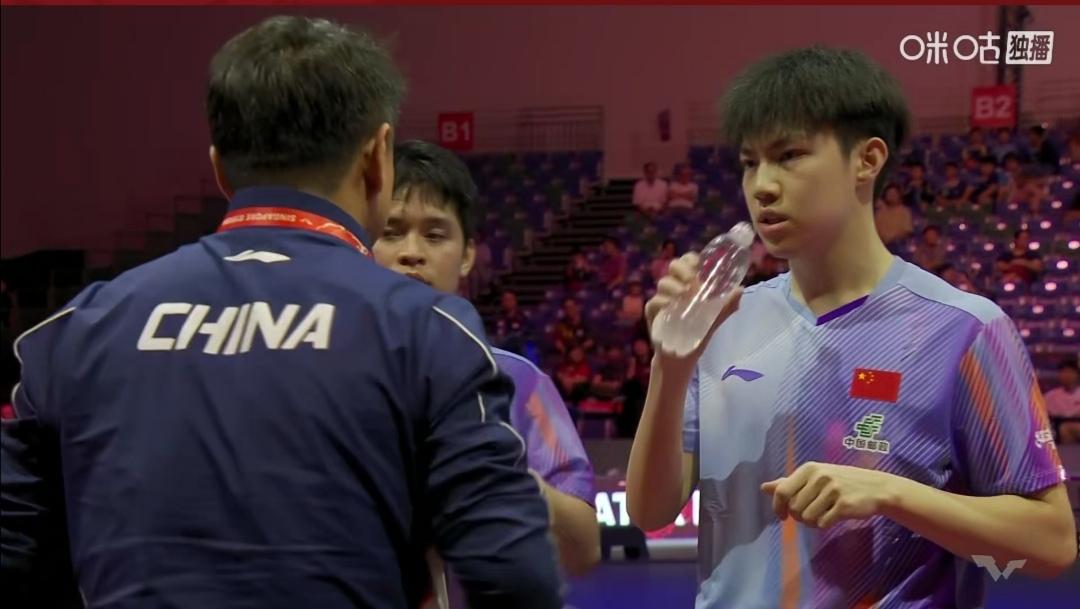 林诗栋/黄友政3：1逆转胜东道主新加坡组合！


WTT新加坡大满贯赛，东道主新