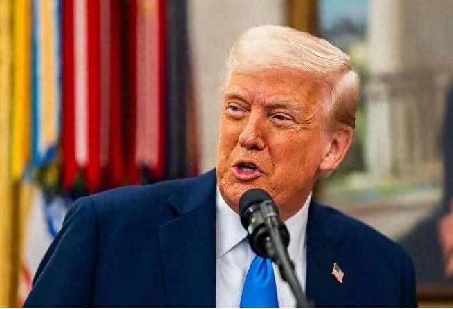 跪出新高度，日本这回是真成“提款机”了

美国拿刀架在你脖子上，逼你签了份“互惠
