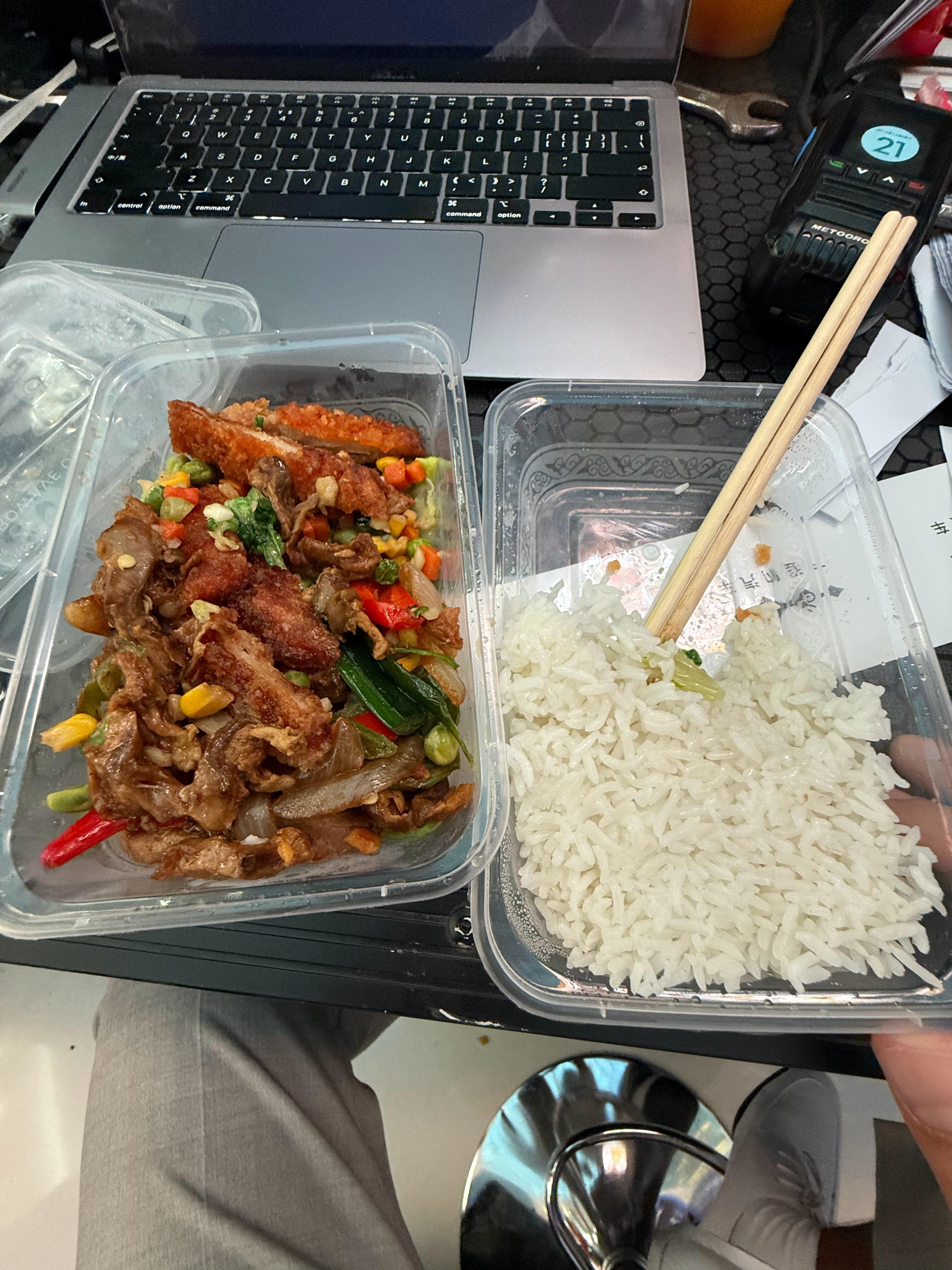 今天的晚餐…… ​​​