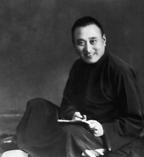 1952年，黄炎培回乡扫墓，看到儿子墓碑后大发雷霆：你们要干什么
1952年2月