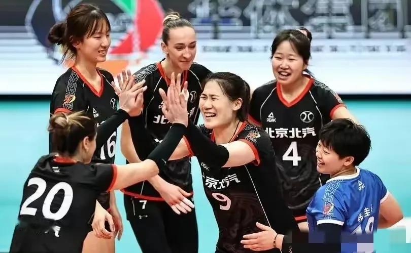 女排8强排位已经非常明显：
1冠军：天津女排，之前觉得上海和江苏都有机会夺冠，如