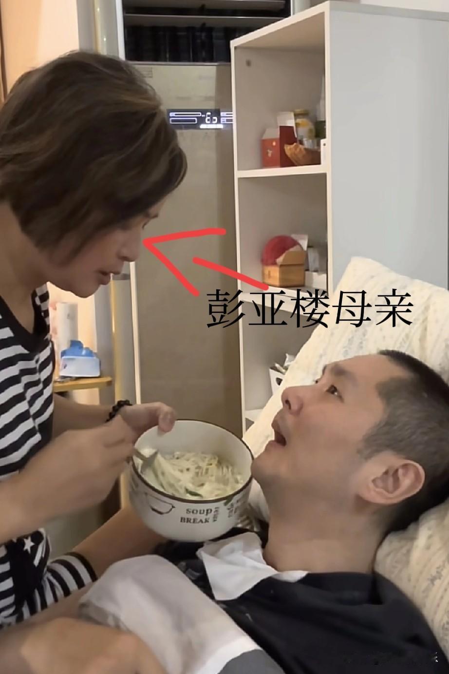 我要是彭亚楼妈妈，也得恨刘宁，
当初决定放弃治疗看似残忍，
其实也是作为母亲无奈