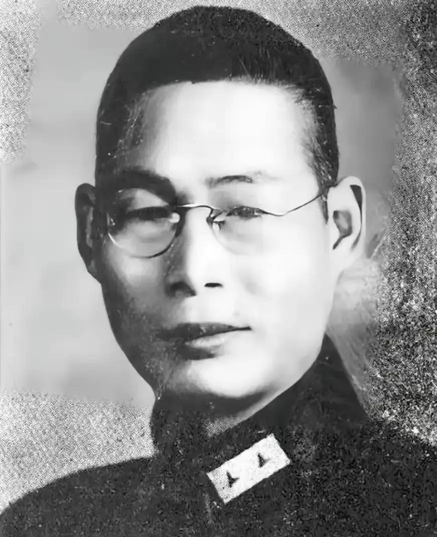 1934年，李延年在闽西抓了五百多名红军俘虏，部下问如何处置，他冷甩三字，全杀了