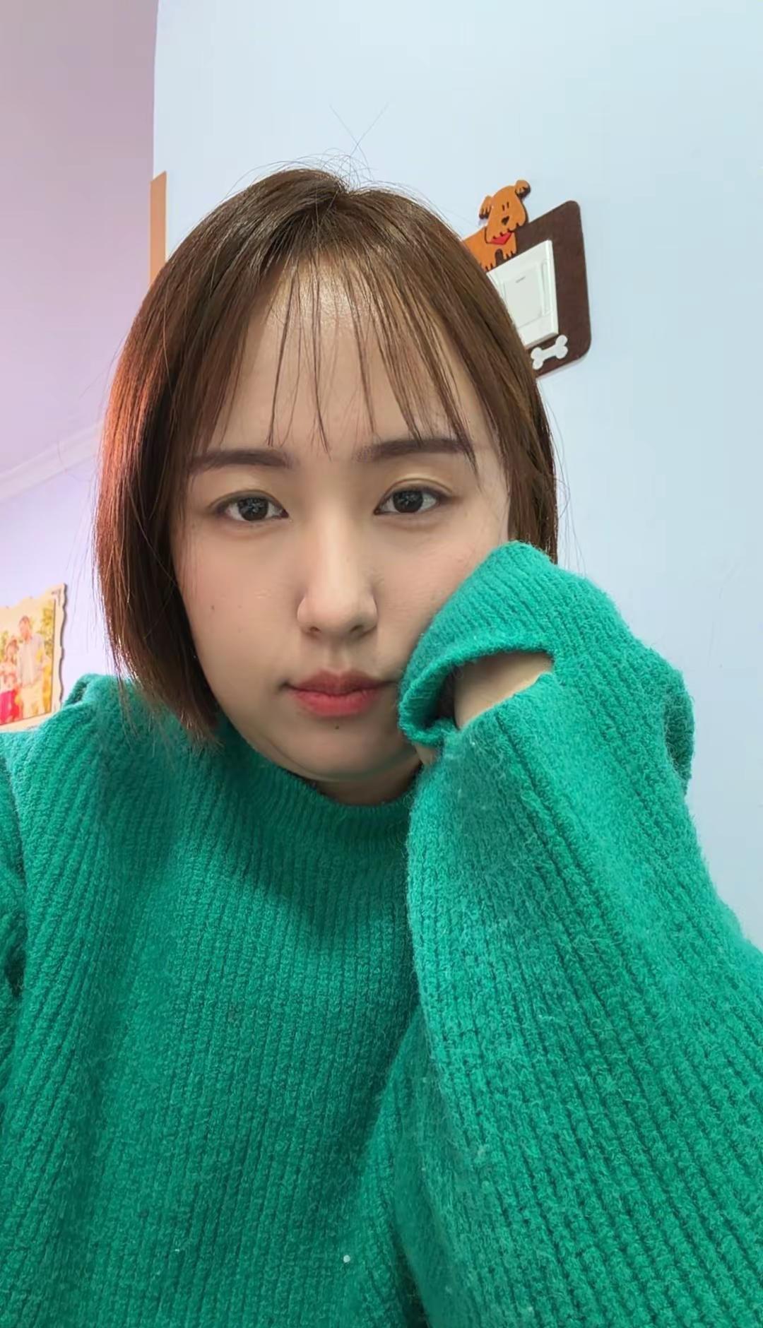 出门穿半袖，回家穿毛衣！