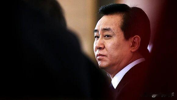 许家印认罪了，他这罪是他一个人做下的吗？和他沆瀣一气的人呢？怎么不给全国人民一个