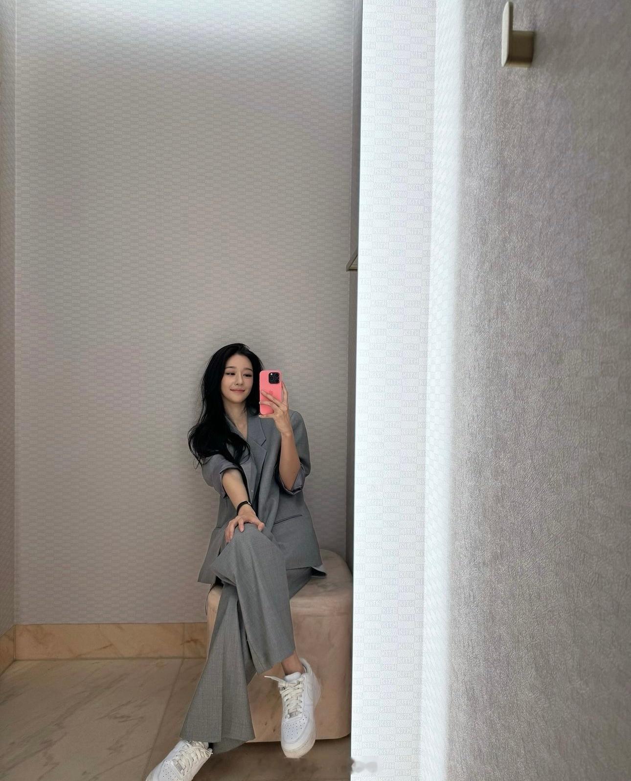 #徐睿知# 徐睿知 ins 更新 ​​​