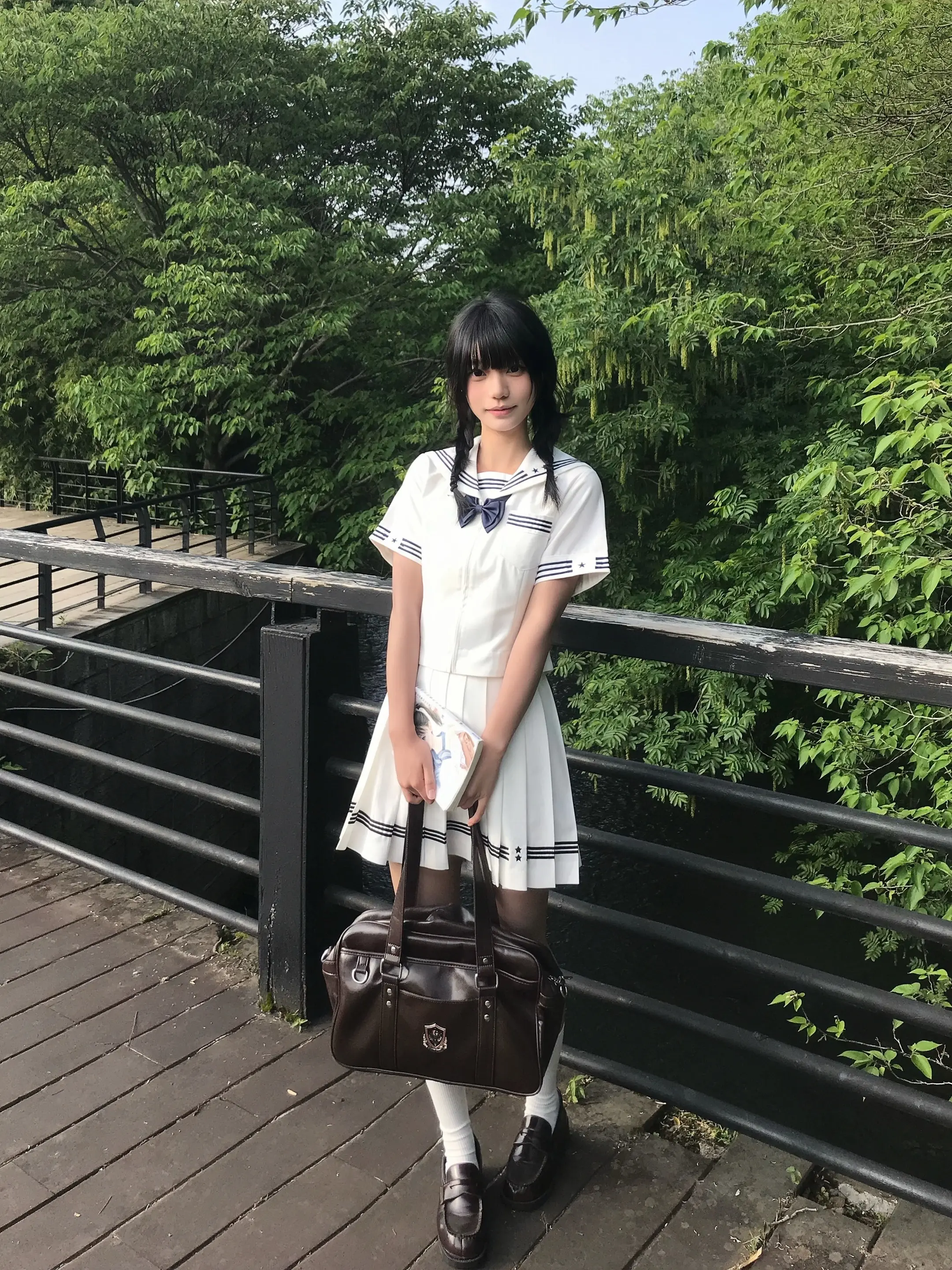 风里已经有夏天的味道了。