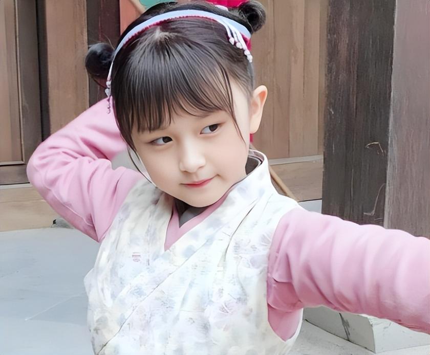 童星刘楚恬：长相甜美被汉化不要整容，2岁出演《芈月传》，如今长啥样

在娱乐圈的