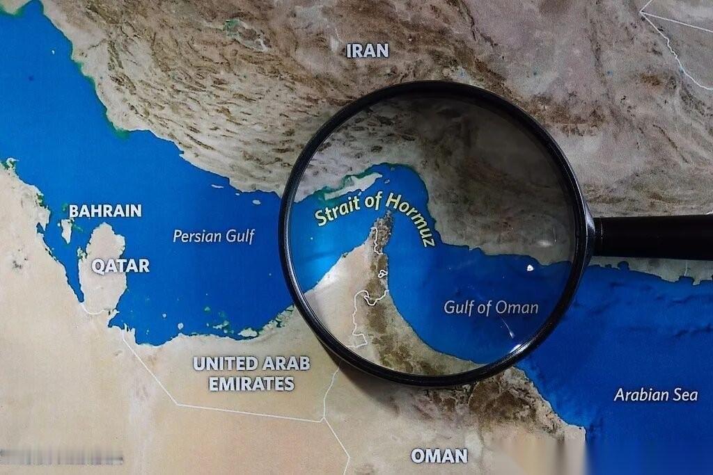 普京签署总统令，在2027年6月30日前开展进口商品增值税延期缴纳试点；佩斯科夫