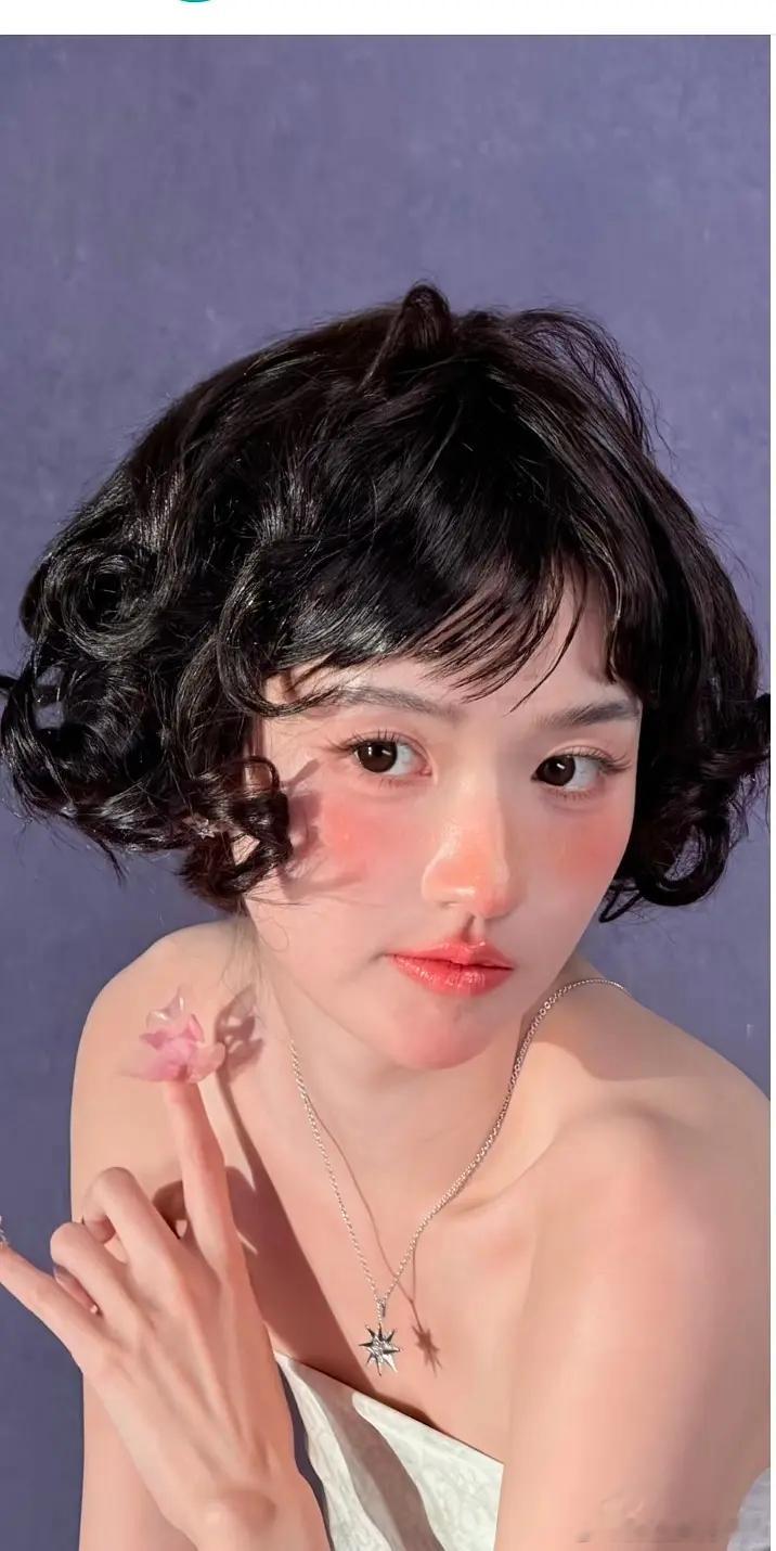 史诗级难度猜人，看完答案我也懵了，简直毫无相似之处 