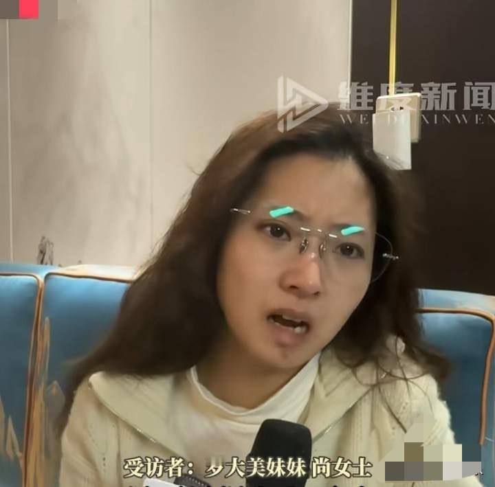 必须给这个替哥哥讨公道的妹妹竖大拇指！

面对杀害哥哥的团伙，她一句话戳中要害：