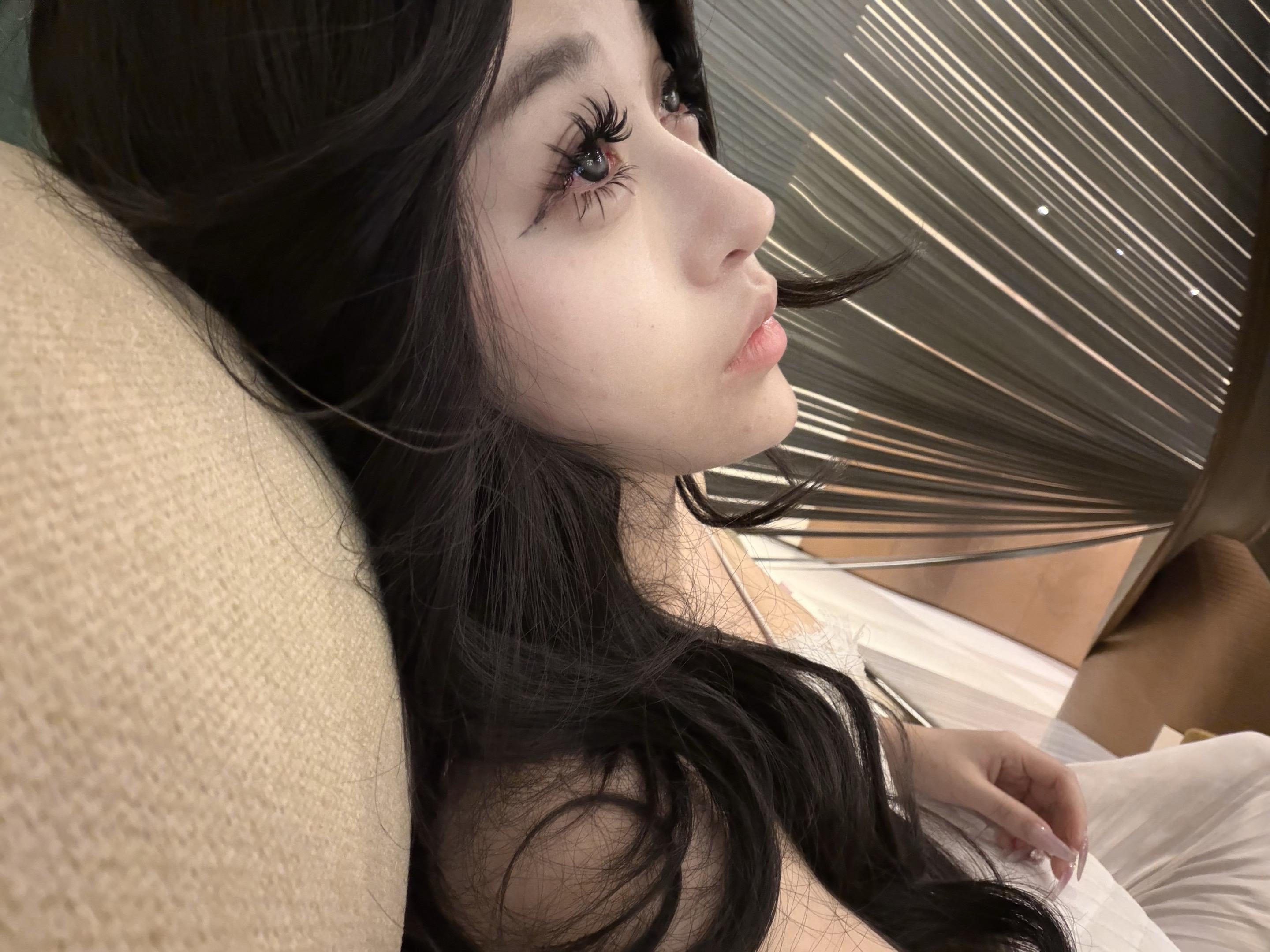 把你最爱的歌来轻轻唱