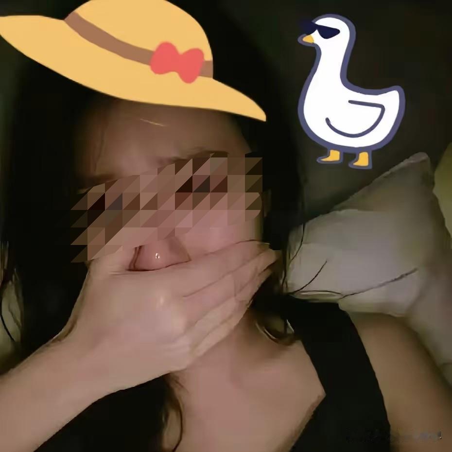 36岁杭州单身女子林女士，花18.8万元买了一台男性机器人，解锁了情感陪伴+家务