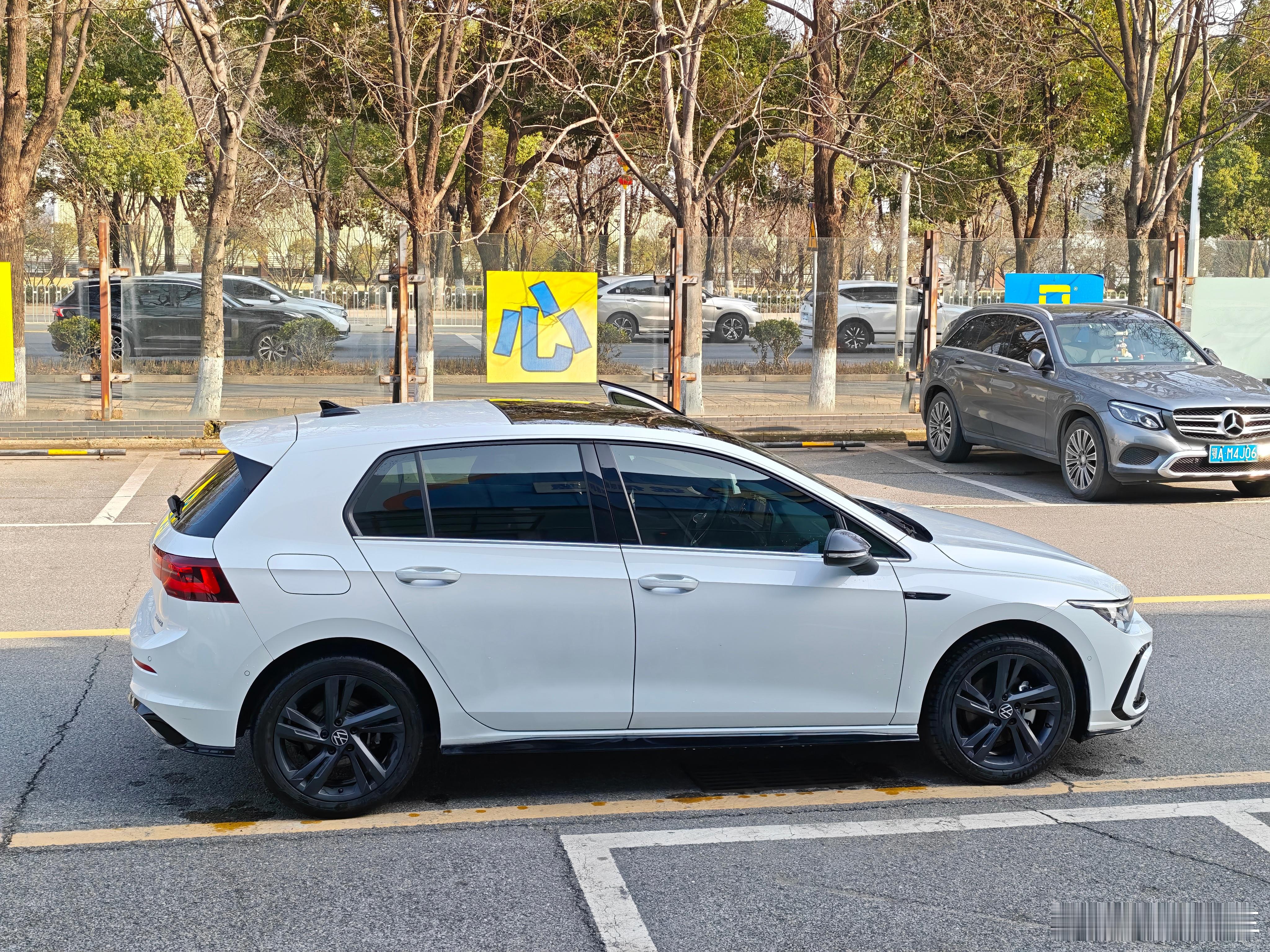 今天我还在收车 洗车 上架 武汉·一诺汽车