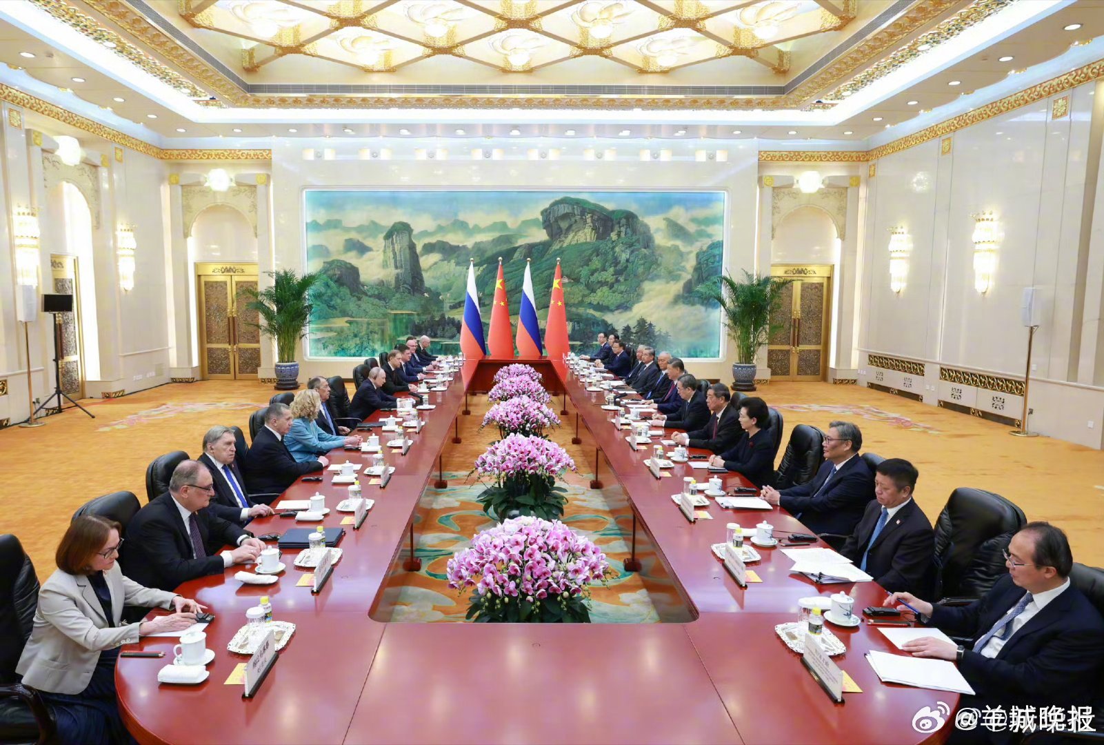 #中俄元首会谈高清大图#【新华图讯｜习近平同俄罗斯总统普京会谈】5月20日上午，