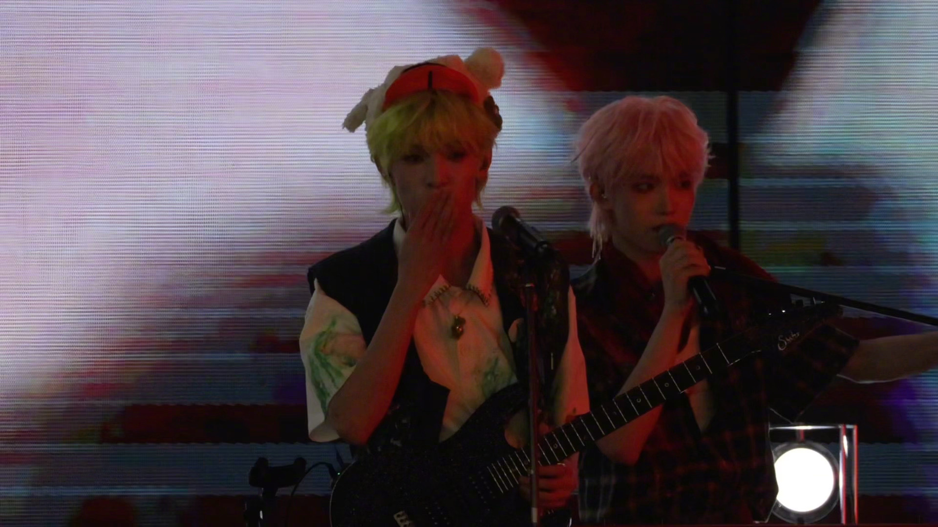 张泽禹连震张泽禹这个连震 被张泽禹连震狠狠拿捏！爆发力与控制力完美平衡，卡点丝滑