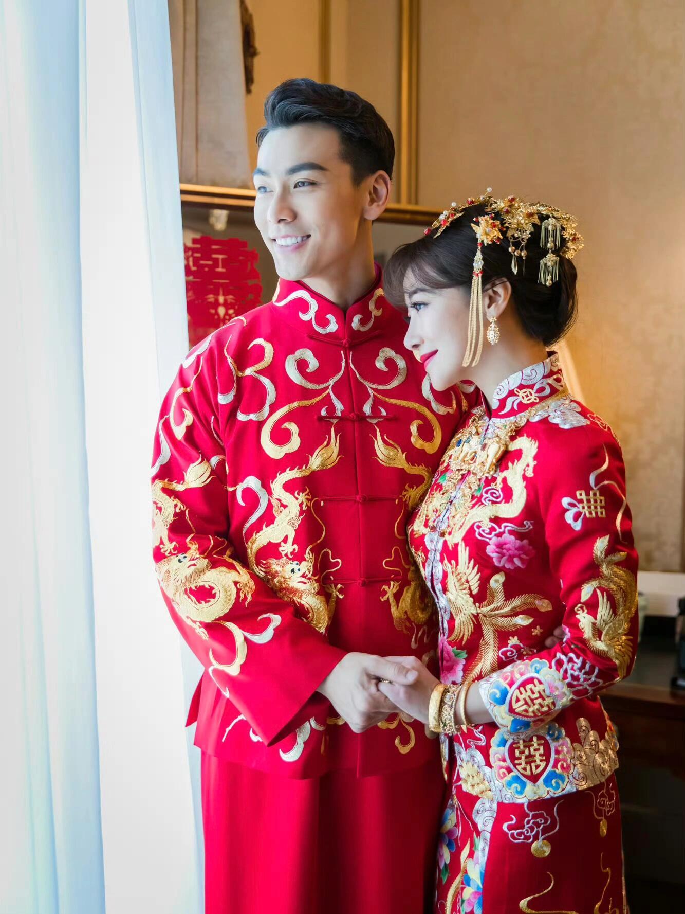 陈紫函回应姐弟恋陈紫涵姐弟恋十年了还记得两个人当时结婚照有多甜蜜，一下就过去这么