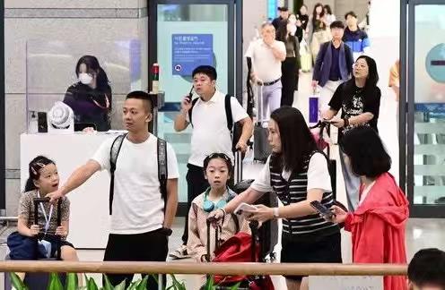 据清华大学称，清华大学安全研究中心（CISS）最近发布的《2025年中国人的国际