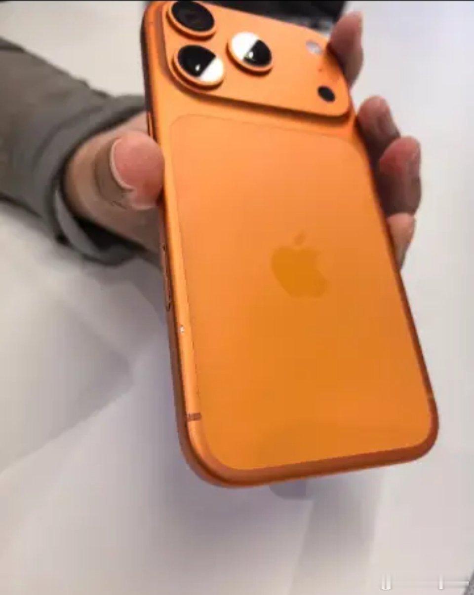 车厘子你爱吃吗 超市有卖的iPhone17PM你喜欢吗？苹果店有卖的的