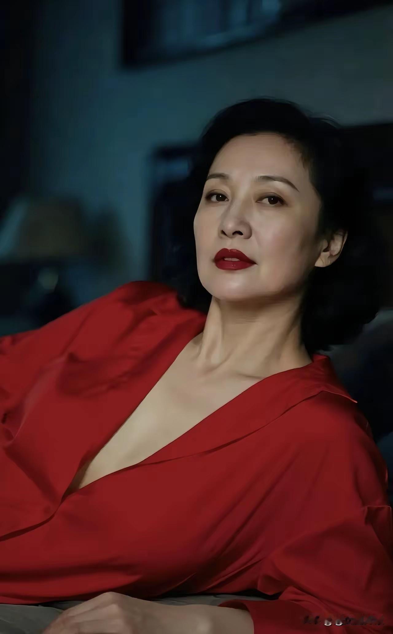 在体制内上班很累吗?那是相当的严肃，相当的累！不接受反驳！！！