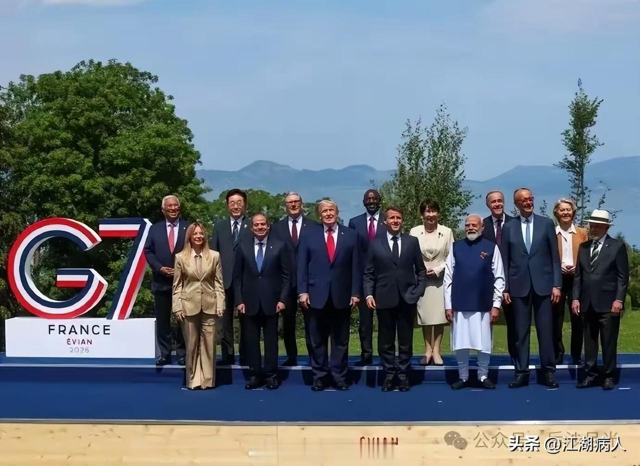 老美现在陷入了一个死局：它必须把中东的水搅浑，以实现其对石油资源的控制。但如此一