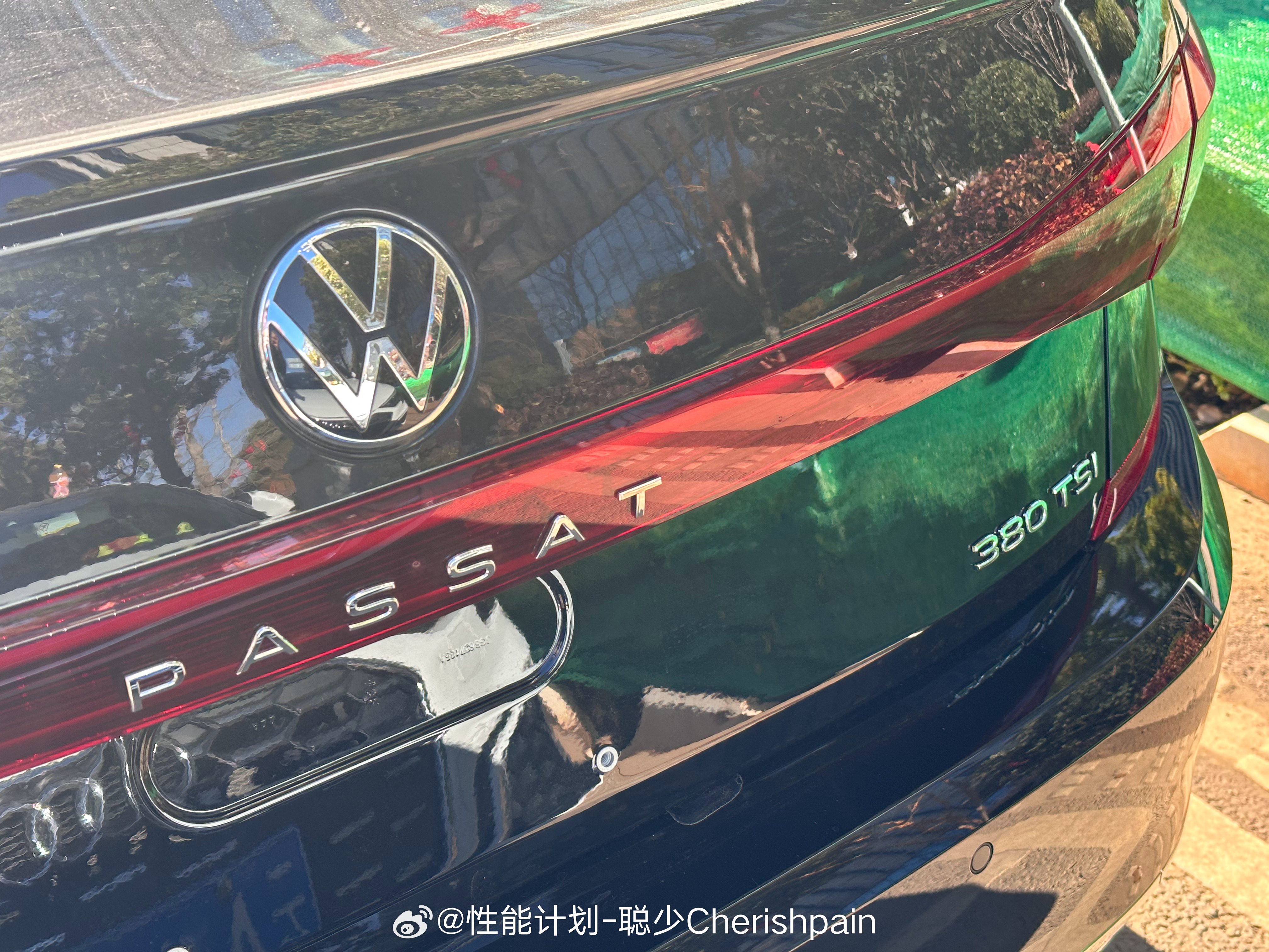 要我说年轻人回家过年开啥车都不好使，现在人心浮躁不能太张扬唯一比迈腾380强的只