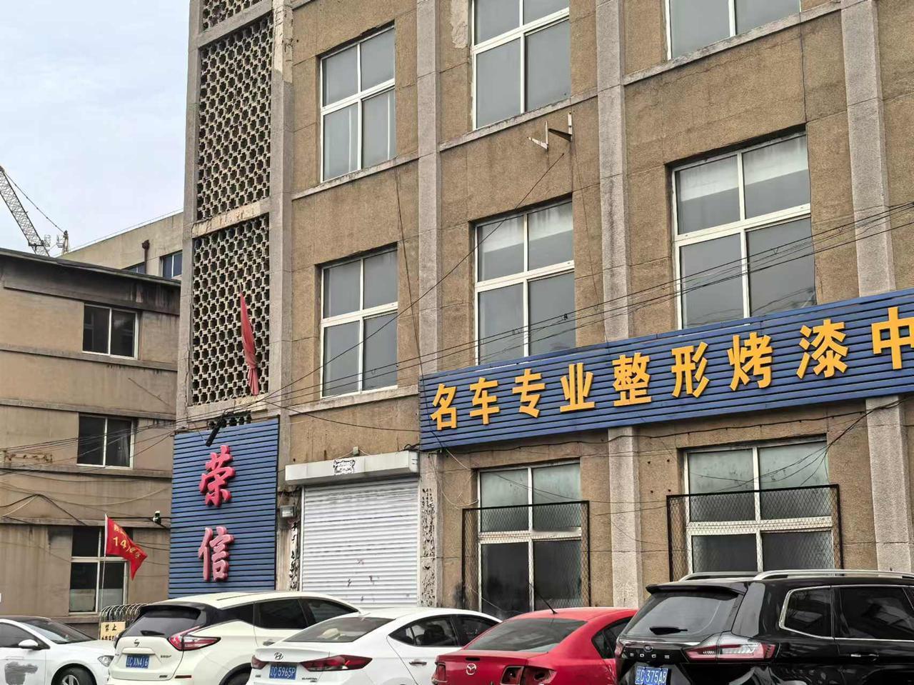 空置的房子需要缴纳物业费吗?
一般情况下，小区里虽然有的业主房屋空闲，只要物业公