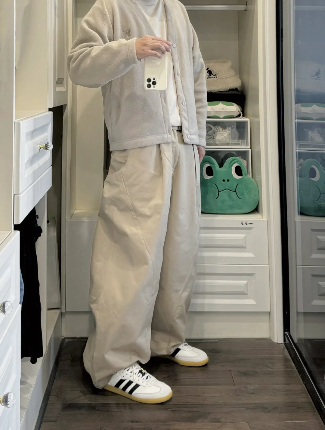 摇粒绒开衫｜米色系穿搭