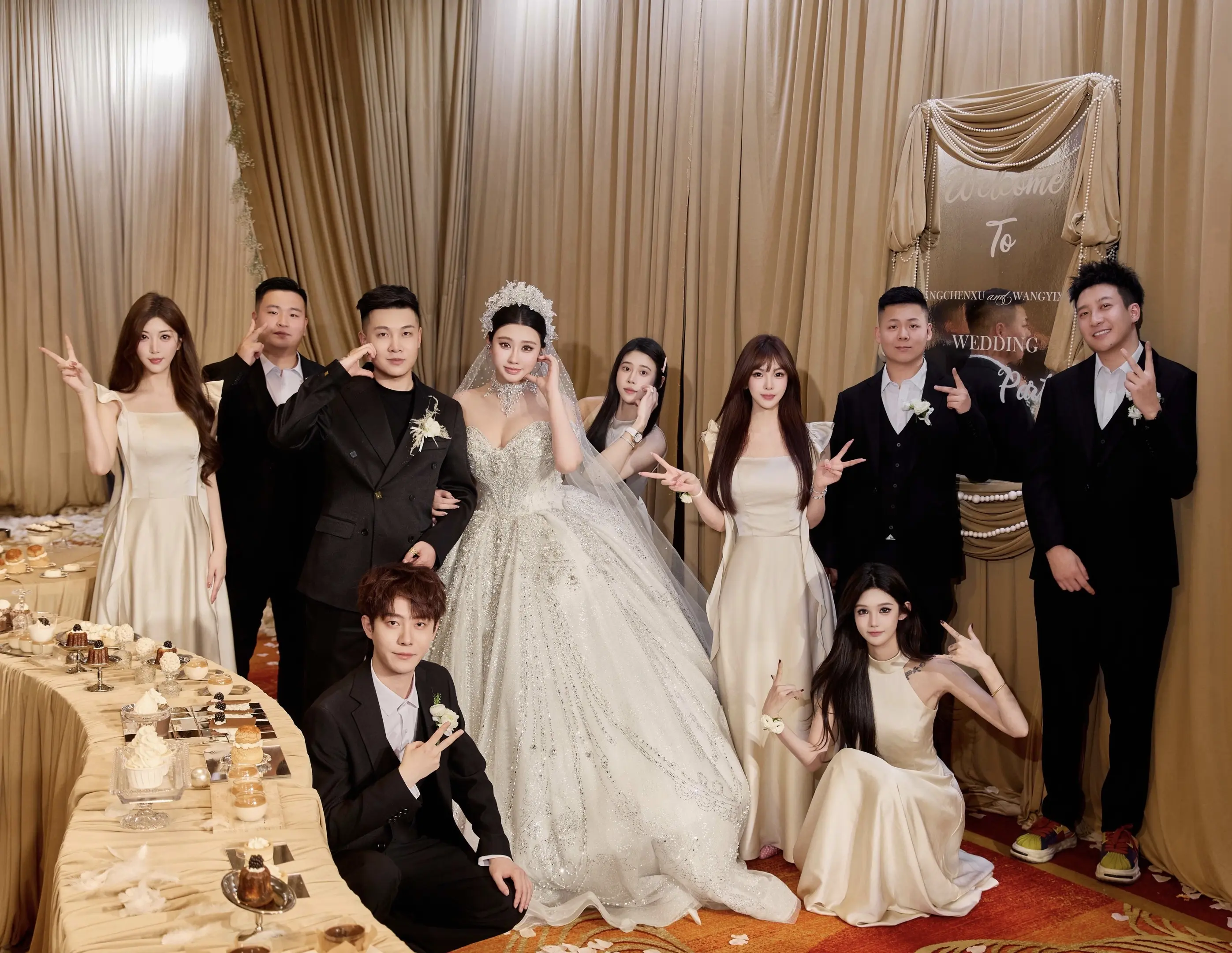 要永远幸福 从一起上学到看你结婚，友谊不写诀别诗，要超级超级幸福，下一...