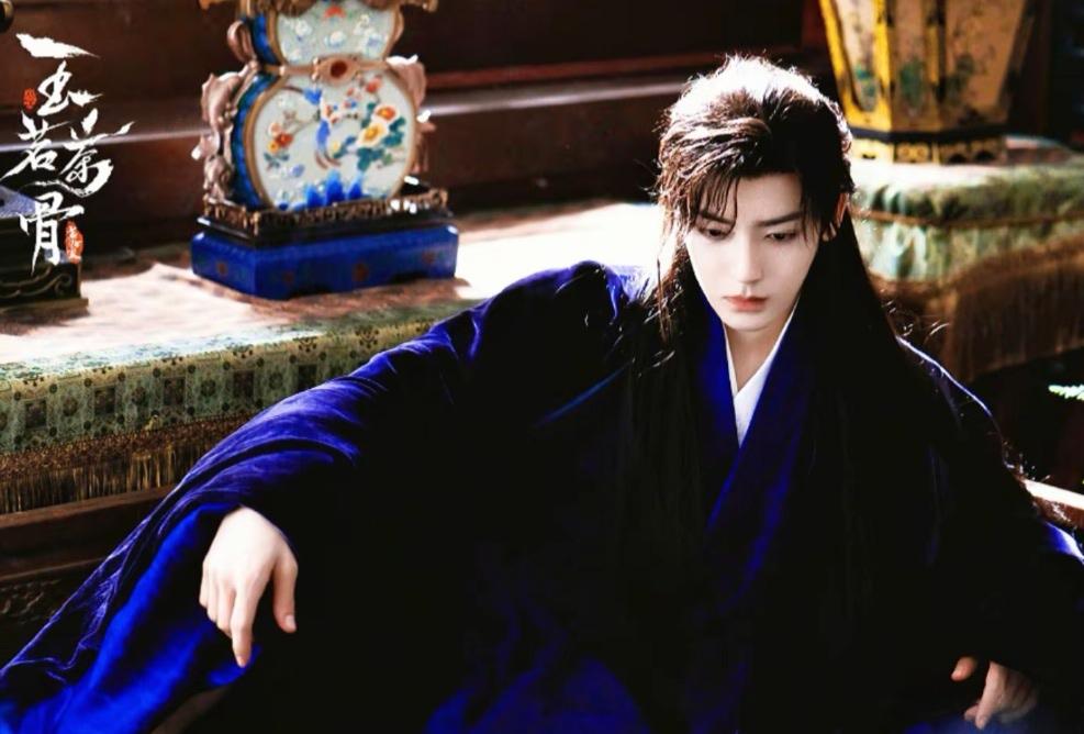 玉茗茶骨:侯明昊是个人才！不光演戏演得好，歌也唱得不错！一首《落》红遍全网！侯明