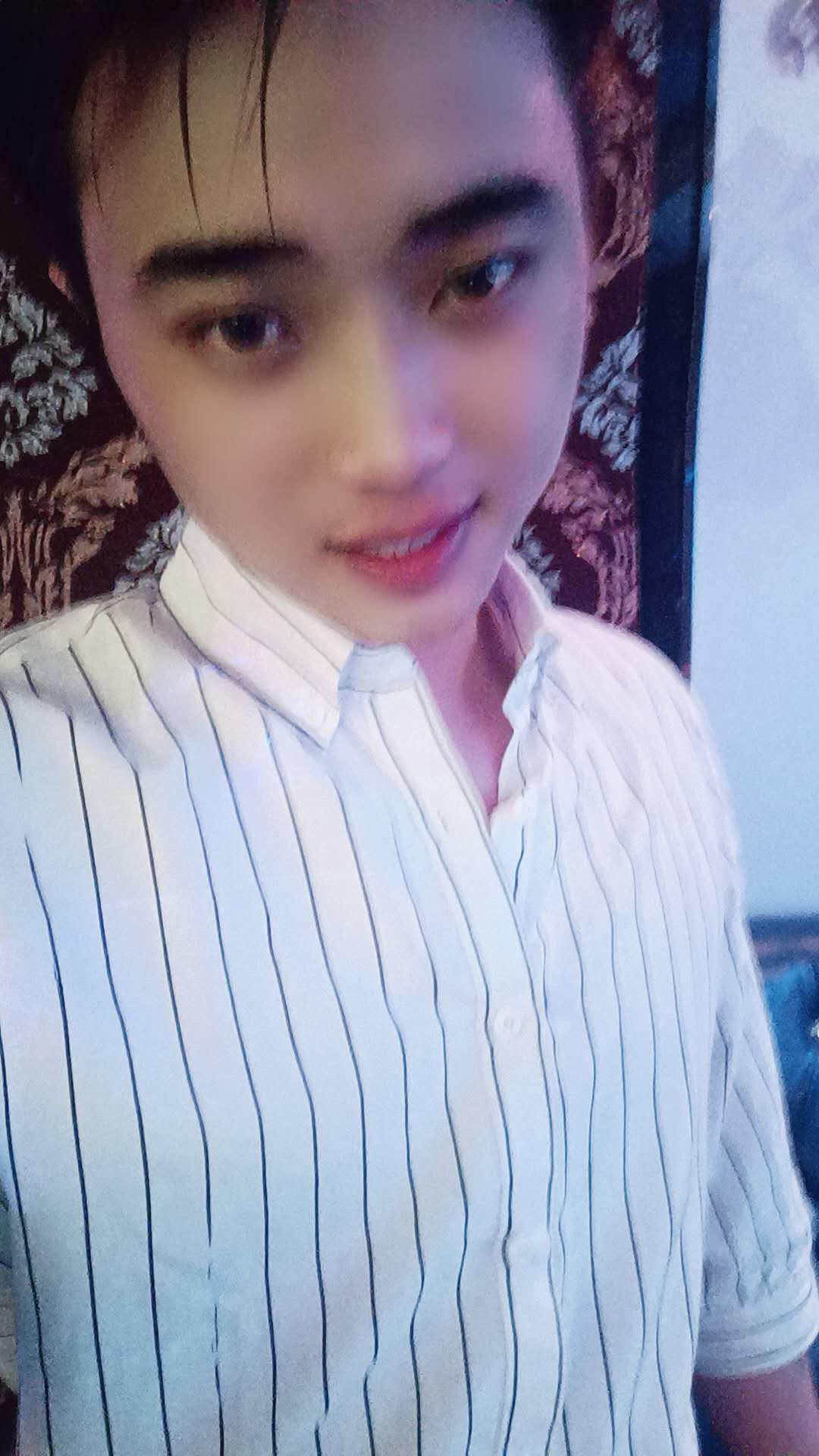 遇良人先成家、遇贵人先立业、如果都未遇到就先谋生。