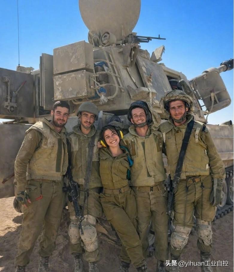 这五名以军士兵属同一个坦克乘组，他们不求同年同月同日生、但求同年同月同日死，大伙