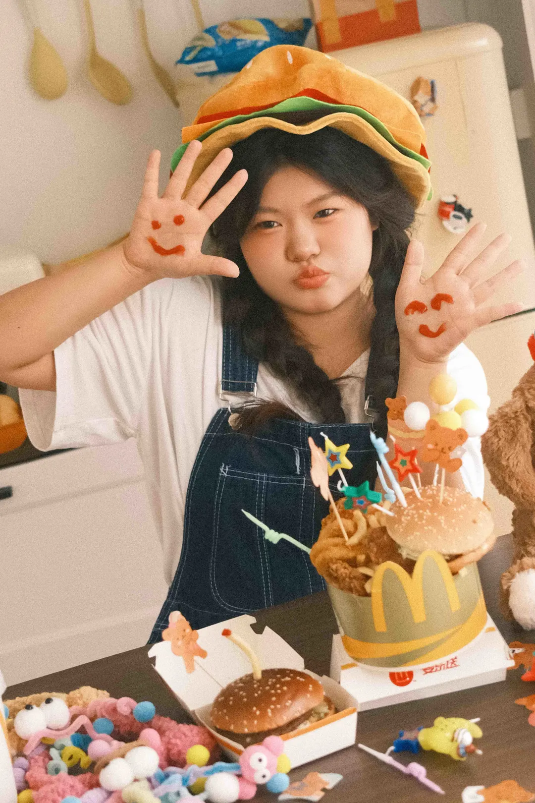 胶片感麦当劳生日写真太可爱了🍔  ꪔ̤̥🍟
