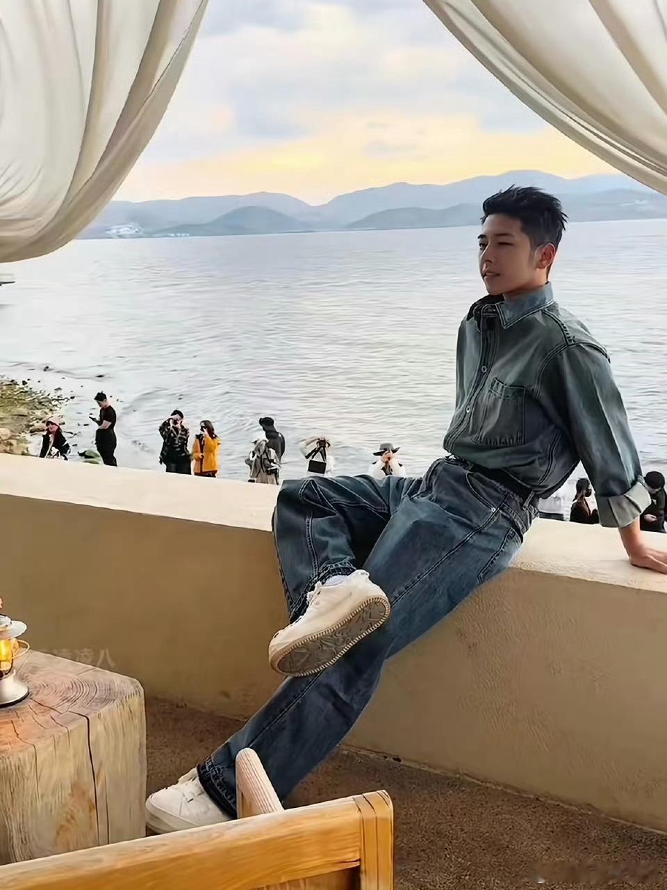 当年追爸爸去哪儿的人都老了吧第一季几个小男孩天天、石头、森碟现在都长大了，而且石
