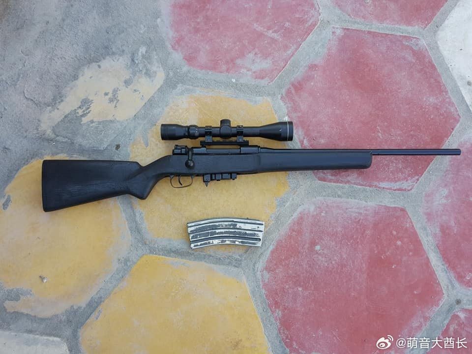 纳粹武器被改成北约规格——K98步枪被重新膛成5.56毫米，并改装后可通用STA