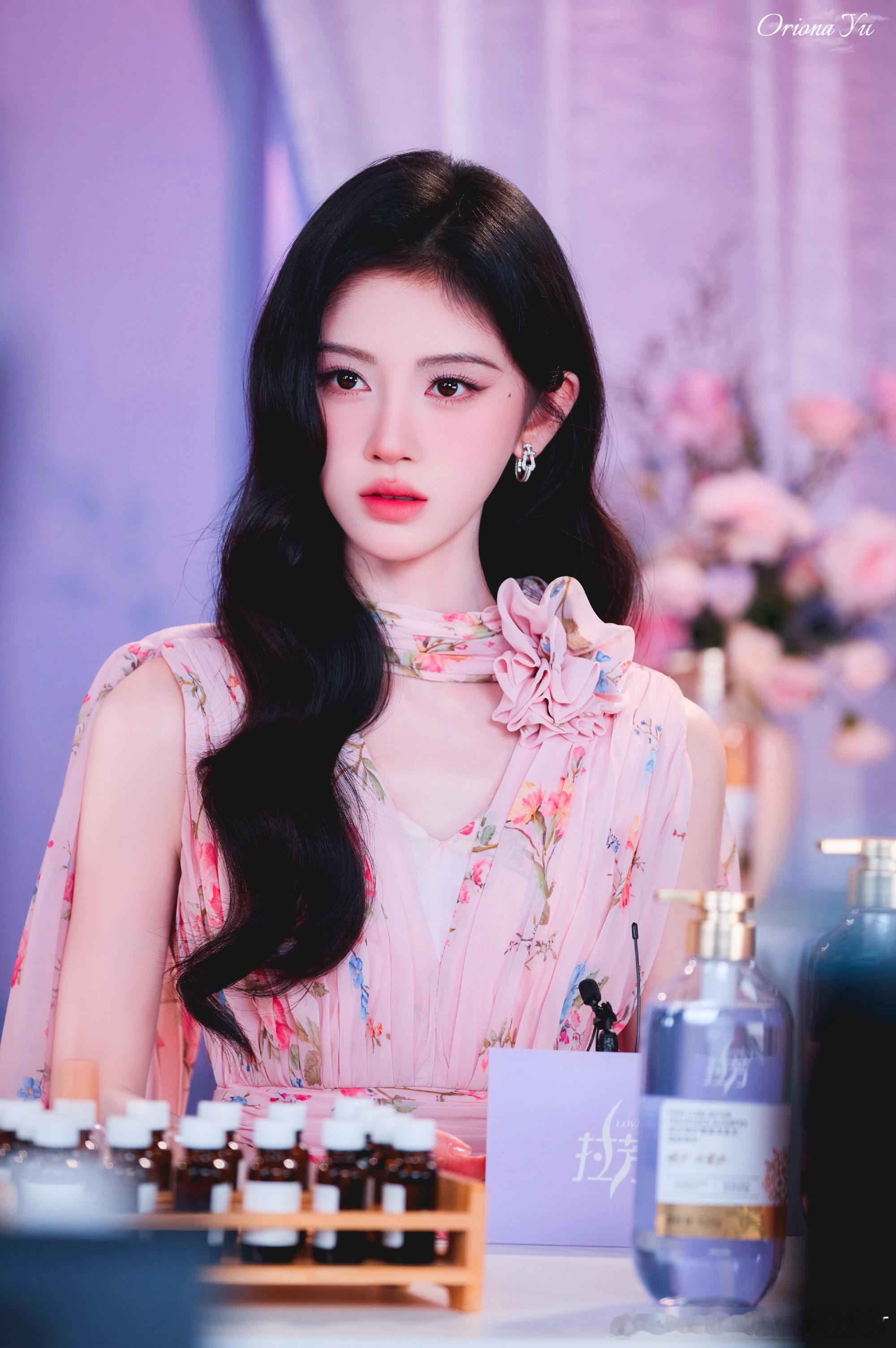 邂逅温柔时刻｜紫调光影💜 鞠婧祎 ​​​