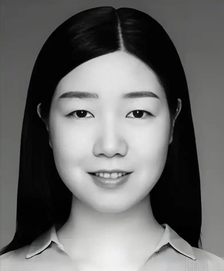 邓桂娟，陕西镇安人，1992年出生，2019年从清华大学北京协和医学院硕士毕业。