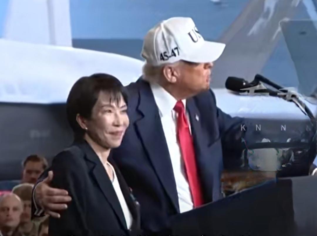 特朗普在日本的表现那可真是一言难尽。他在一些场合的行为举止，完全没有大国领导人该