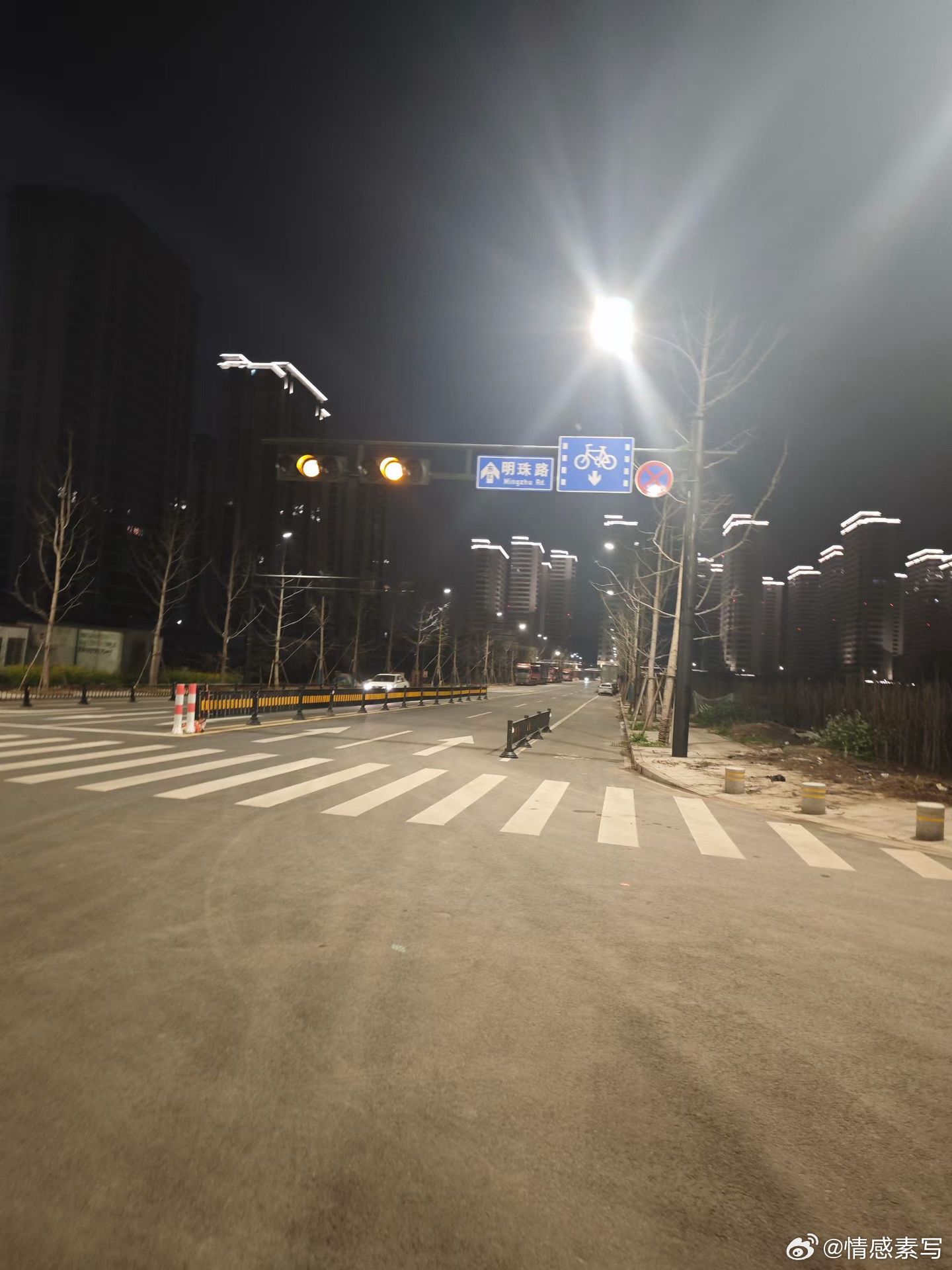 随手拍撑过来的日子只有自己知道，回不去的路比谁都清楚，无奈心酸千言万语都道不尽，