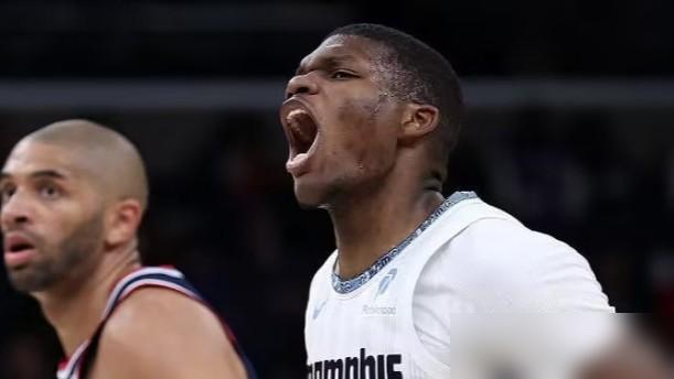 开拓者现在不后悔用考沃德换了杨瀚森选秀权肯定是假的，亏大了。

简单说下：原本是