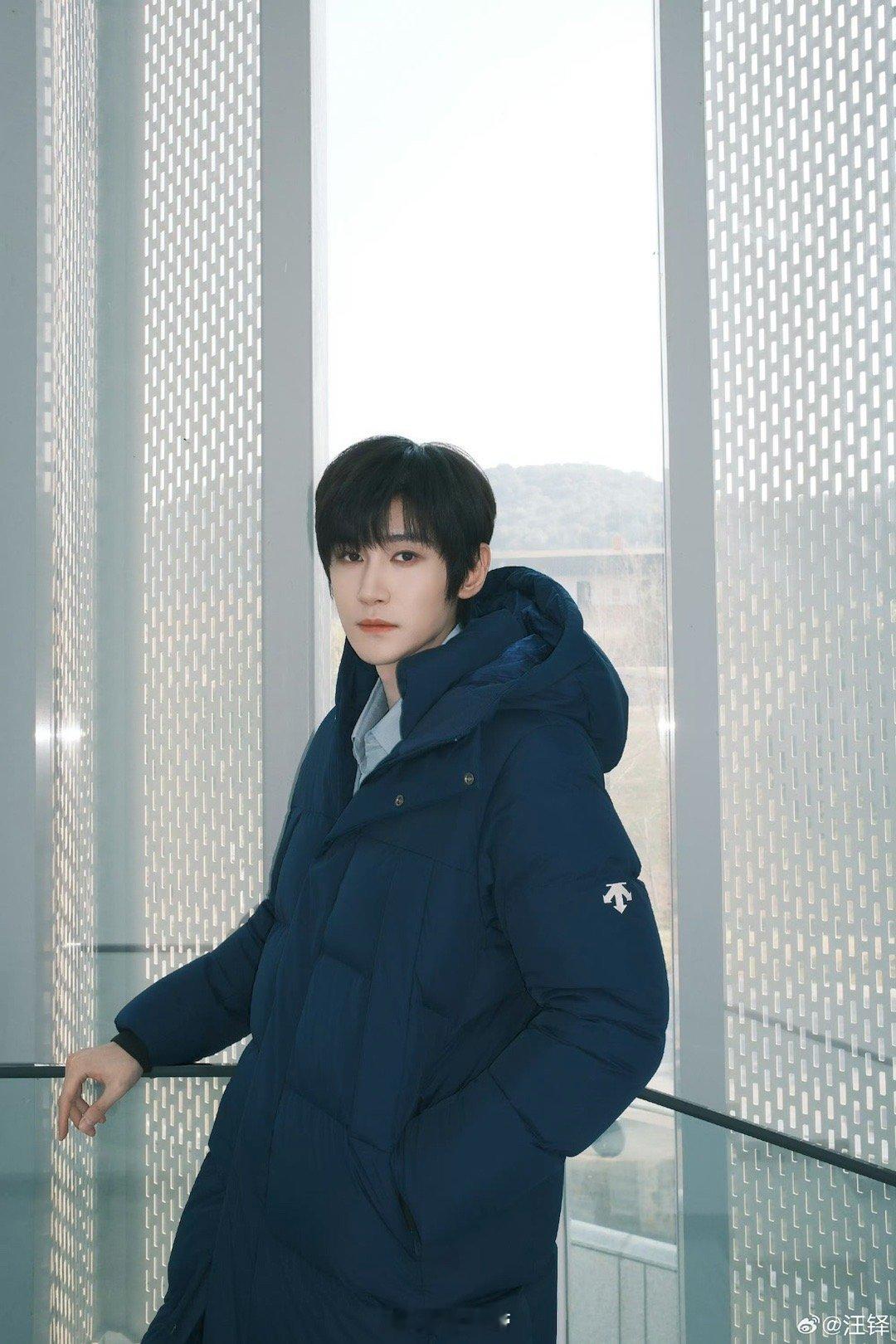 付航汪铎 唐僧与猴周五晚高疯 付航想一个人待会儿，汪铎说那不行。付航往门口走，汪