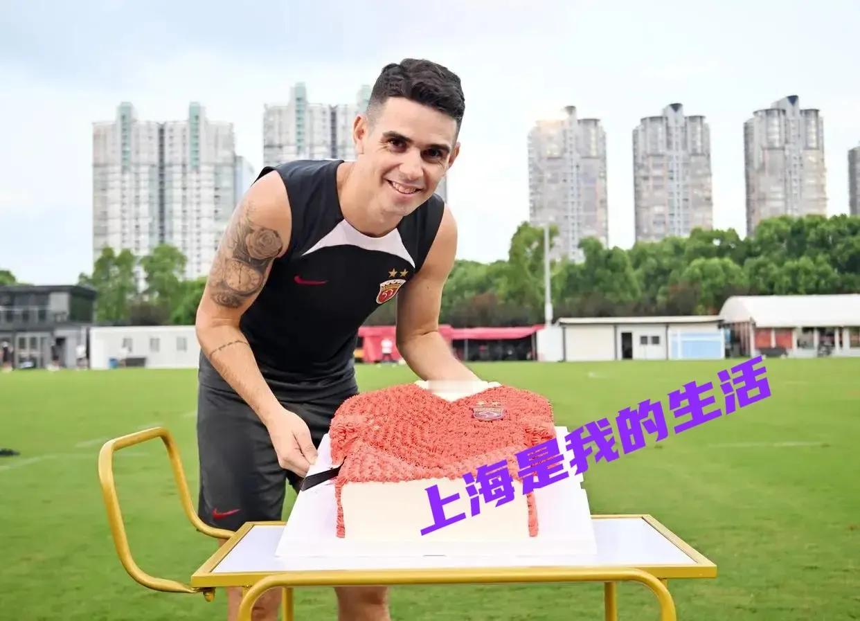 中超是海港的舒适圈，连奥斯卡都是如此，到了亚冠赛场，节奏也跟不上了。