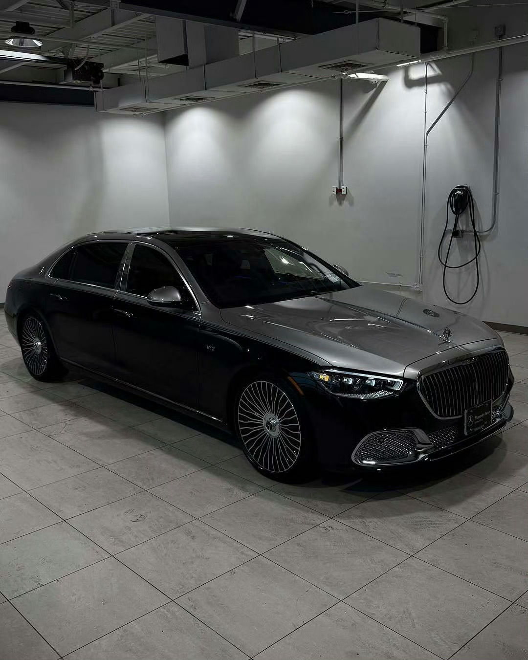 梅赛德斯–MAYBACH S680 [酷][酷] ​​​