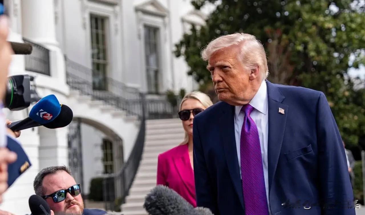 特朗普威胁：如果北约不帮助美国解决霍尔木兹海峡封锁，等待北约的将是“糟糕的未来”